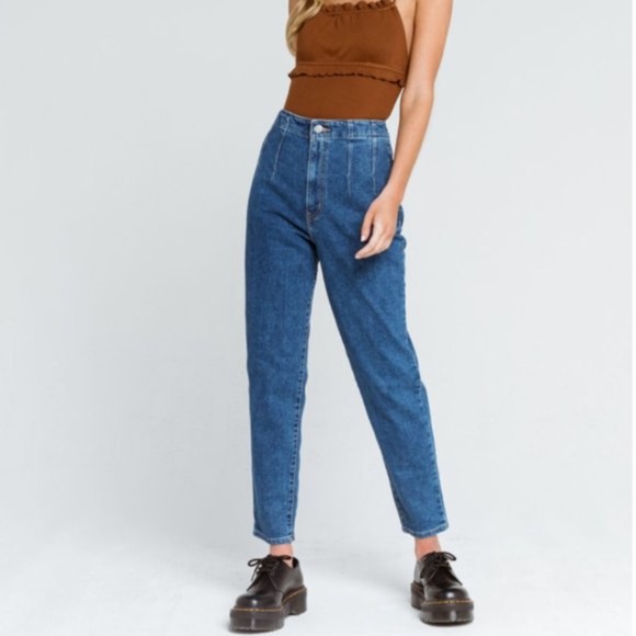Levi's Denim - Levi's Hollywood High Rise High-Waisted Taper Jeans Size 25 New NWT